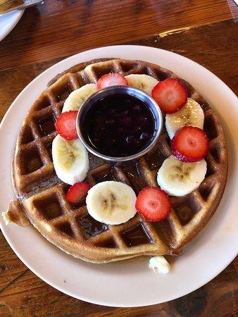 waffle with fruit